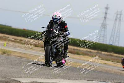 media/May-26-2025-Lets Ride (Mon) [[3bf1de1d65]]/B Group/1220pm (Wheelie Bump)/